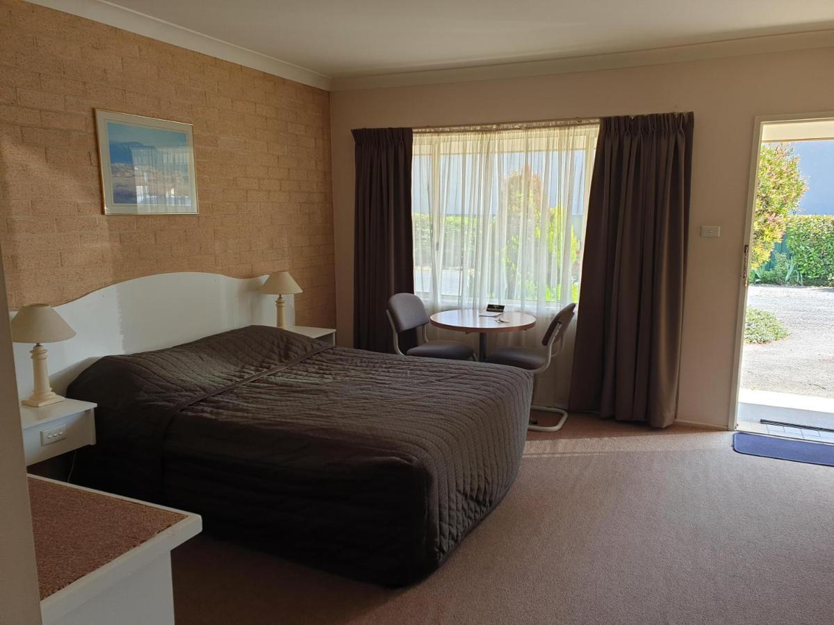 Blayney Central Motel Экстерьер фото