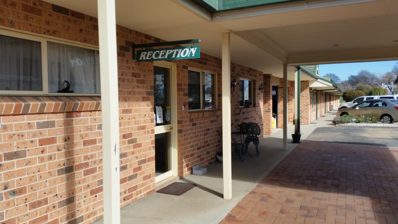 Blayney Central Motel Экстерьер фото